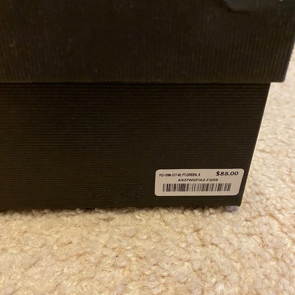 Oak + Fort Heels - Picture 16 of 16